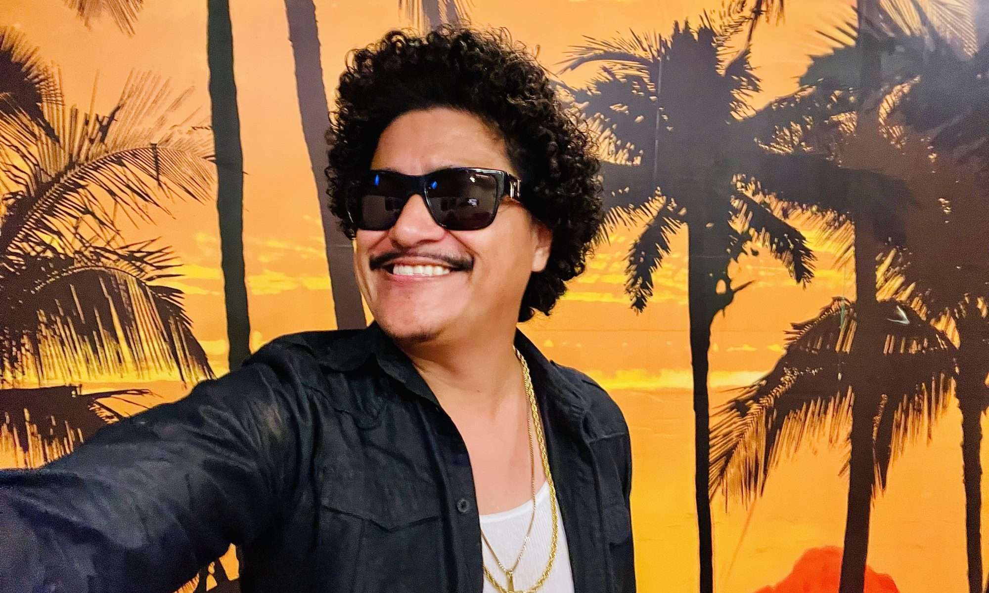 johnny rico bruno mars hawaiian beach sunset palm trees setting